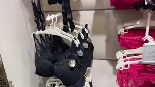 Solo MILF Masturbates in a Store Changing Room