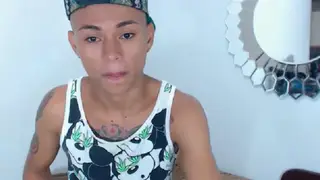 Latino Twink Couple Bareback on Webcam in Homemade Session
