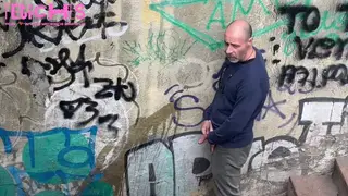 Amateur Guys Share a Blowjob Outdoors in Broad Daylight