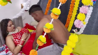 Indian MILF Endures Rough Gangbang With Anal and Facials