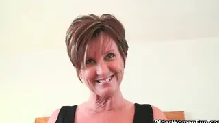 Busty European MILF Spreads for a Photographer's Fingers