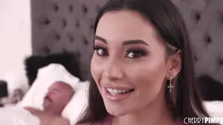 Curvy Stepdaughter Rides Stepdad to Cumshot Finish