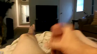 Amateur Gay Clip Shows Real Chemistry in Homemade Setting