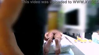 Amateur Massage Session Leads to Oral Pleasure