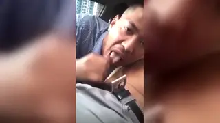 Indonesian Amateur Takes Facial in Car