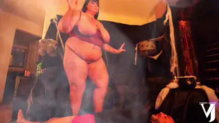 BBW Cosplay Witch Takes Interracial Titjob Finish