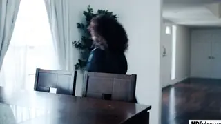 Curvy Ebony Wife Takes BBC Anal from Delivery Man in Uniform
