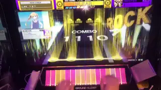 Japanese Teen Performs Solo in Rhythmic Gameplay Clip