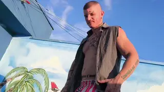 Curvy Women Pay Pool Cleaner With Wild Outdoor Sex