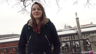 Petite Amateur Auditions Outdoors for Fake Modeling Gig