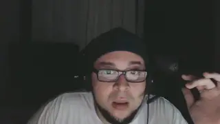 Chubby Cosplayer Serves the Community Live