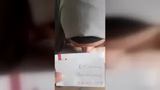 Hijab-Clad MILF Delivers Deep Throat in Homemade Clip