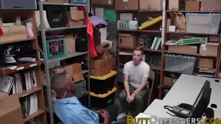 Officer Claims a Bareback Interracial Encounter
