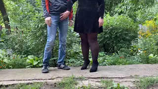 Curvy Mature BBW Flashes and Pisses Outdoors