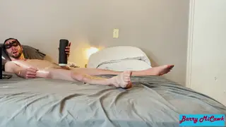 Petite Amateur Explores Toys and Oral Play in Extended Solo