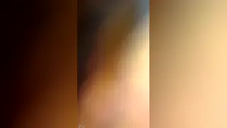 Amateur Guy Teases His Ass in Quick Clip