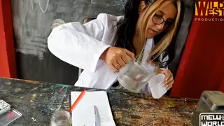 Latina Cosplayer Uses Toys and Wets Herself on Camera