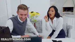 Asian Babe Deepthroats Big Cock for Facial Finish
