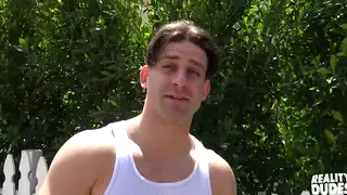 Muscular Guy Takes Bareback Doggystyle for Cash