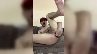 Latino Amateur Jerks Off in a Quick Solo Session