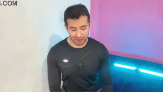 Straight Friends Try Bareback for the First Time