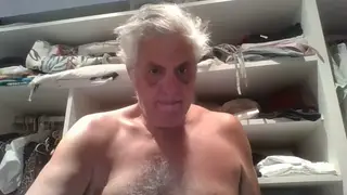 Vintage Stepdad Receives a Slow Handjob