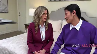 Curvy Stepmom Takes Anal From Stepson in Mature Session