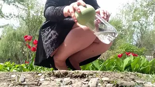 BBW MILF Squirts Hard During Outdoor Doggystyle