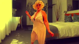 Curvy Mature BBW Takes a Missionary Creampie in Cosplay