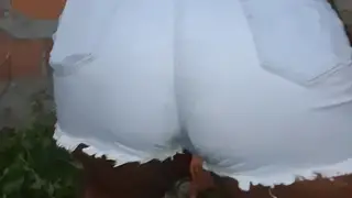 Voluptuous Ebony Neighbor Shows Off Her Huge Ass Outdoors