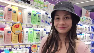 Curvy Latina Ex-Girlfriend Trades Sex for a Paid Bill