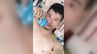 Asian Guys Celebrate Holiday With Intimate Hookup