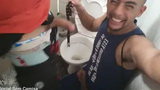 Amateur Guy Gives a Blowjob Outdoors