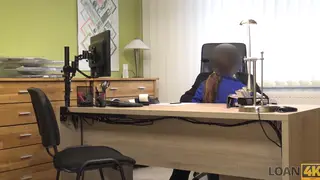 Voluptuous Brunette Auditions for Loan in Casting Session