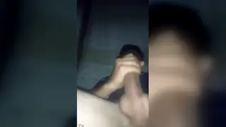 Solo Amateur Touches Himself on Camera