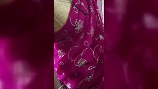 Curvy Indian Aunty Stars in Homemade BBW MILF Clip