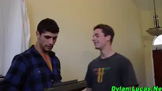 Muscular Hunk Jerks Off to Cumshot in Solo Session