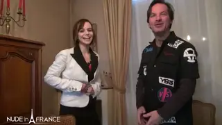 Young Waitress Tries Anal at Casting Session