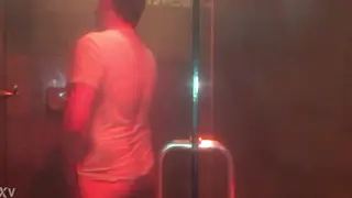 Muscular Bear Shows Off Big Ass in Shower Cam