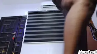 Curvy BBW Floods the Floor With a Gushing Squirt