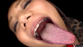 Japanese Beauty Delivers Virtual Kisses and Oral Pleasure
