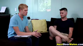 Straight Guy Experiences First Bareback with Therapist