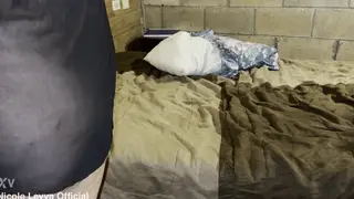 Voluptuous BBW Shows Off Her Heavy Curves on Camera