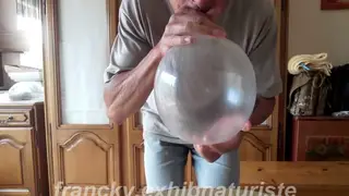 Amateur Stud Strokes His Big Cock to a Condom Cumshot