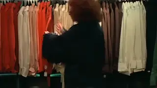 Vintage MILF Enjoys Pussy Licking and Pissing Scene