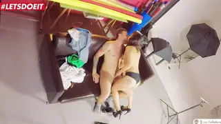 European Amateur Takes a Facial After Doggystyle Ride