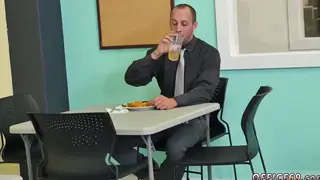 Three Men Share Deep Oral in Threesome