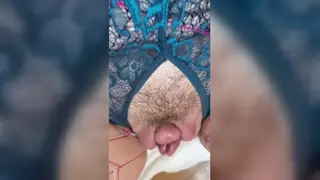 Dominant Milf Pumps Her Clit to Throbbing Orgasm in Stockings