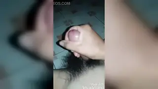 Teen Performs Oral Pleasure in Solo Session