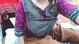 Indian MILF Takes Rough Anal and Squirts Hard During Intense Session